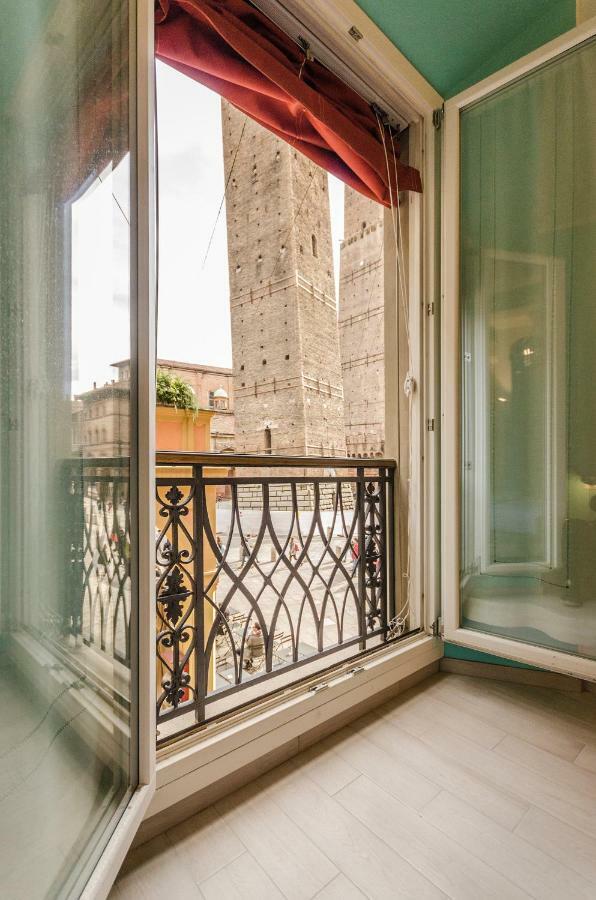 Le Torri Suite, Davanzale Vista Due Torri Bologna Exterior photo